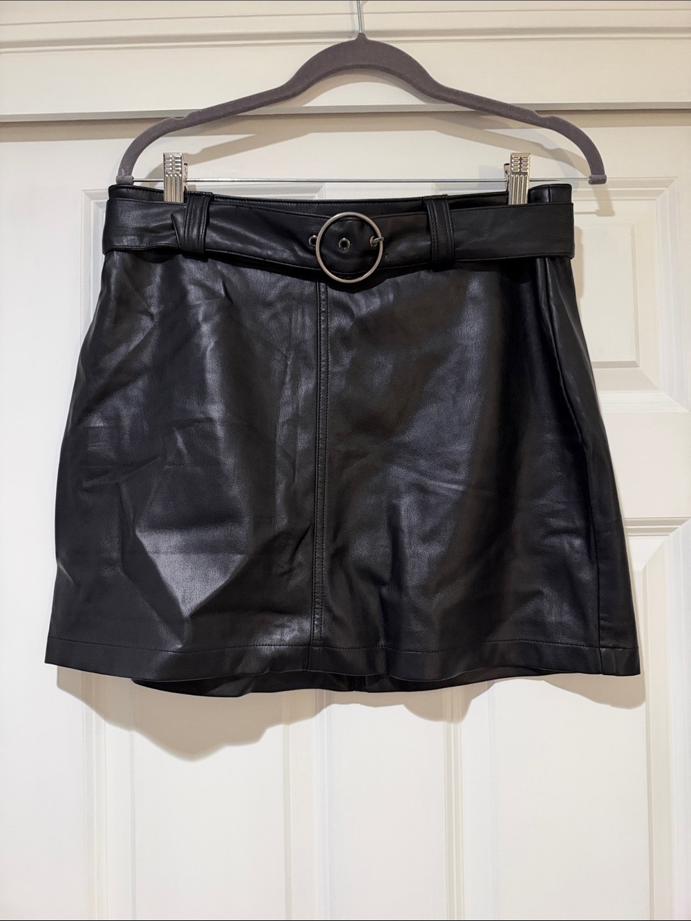 Hollister Black Faux Leather High-Rise Mini Skirt with Belt, Sz L